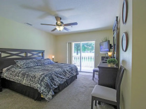 Minium At Lakeside Golf & Cc - Unit 104 3 Bedroom Apts by RedAwning