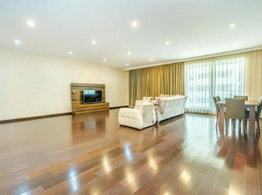 Port Baku Residance Family Room 710 A
