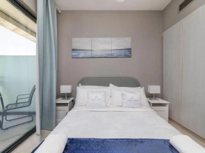 Zada Tower 1Br With Amazing Dubai Canal View