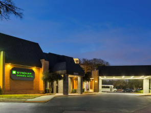 Holiday Inn Select North Dallas