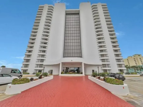 Beachfront 3 Bed Condo Daytona Beach Shores FL