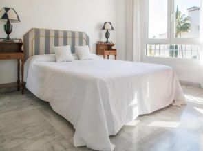 Great location in Puerto Banús - RDR146
