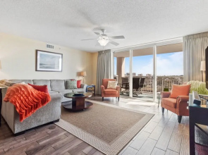Yacht Club Villas #2-803 3 Bedroom Condo by RedAwning
