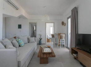 Naxos Infinity Villa and Suites