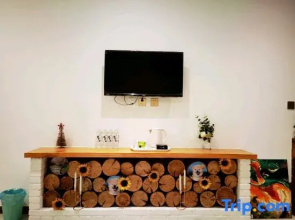 Hidden Mountain Stream · Scenic Luxury Vacation Apartment (Badaling Great Wall)