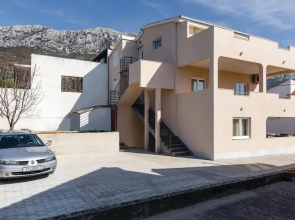 Stunning Home in Kastel Gomilica With Wifi and 2 Bedrooms