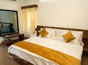 Raj Bagh Resort