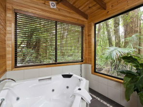 The Mouses House Rainforest Retreat