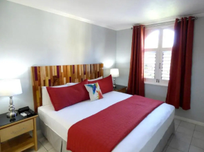 Beach One Bedroom Suite A17