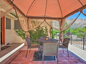 Scenic Kernville Home - Walk to Downtown & River!