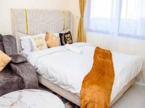 Studio Sleeps 2 With 24hr Check-in