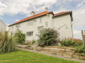 Stakesby House Apartment 3