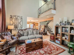 16 Riverbend 3 Bedroom Townhouse by RedAwning
