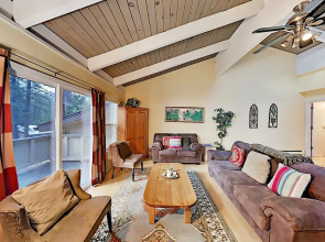 Forest Vista - 2 Minutes To Diamond Peak 3 Bedroom Condo