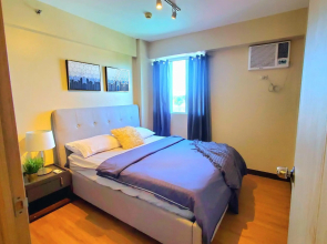 Lancris Residences -Condo 2 Bedrooms, 1 Bathroom, Livingroom and Kitchen