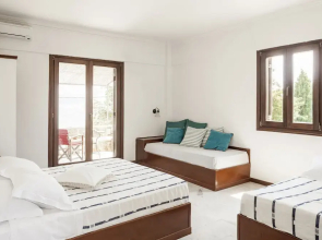 Luxurious Mani Peninsula Traditional Tower