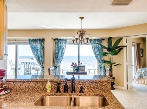Regency Towers 603 East - One Bedroom Condo