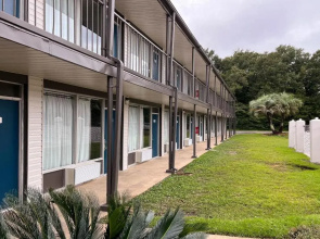 Motel 6 Bay Minette, AL