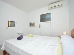 Apartments Mara