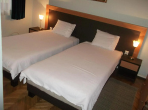 Hotel Vila Silia