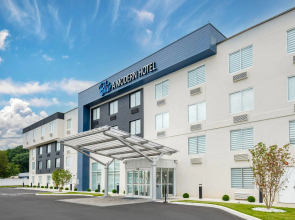 Blue – A Modern Hotel, an Ascend Collection Hotel