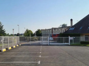 Hostellerie Saint Vincent Beauvais Aéroport