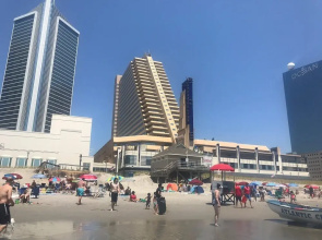 Beachfront 2Br 3Ba Condo By Cozysuites