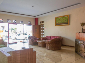 RedDoorz Plus @ Otista Garut