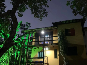 Casa Amarela Cipó Suítes e Cipó Kombi VIP 600m centro Serra do Cipó