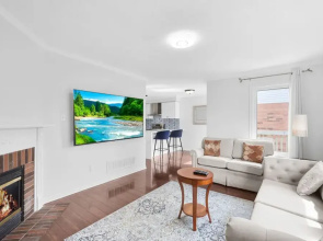 Newly Renovated 3BR in Whitby Family-friendly