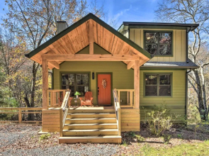 Creekside Craftsman Retreat in North GA Mountains!