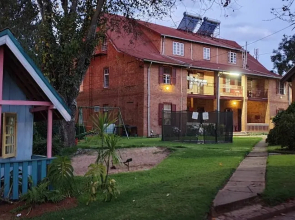 Lovasoa CCCC - Hostel