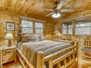 Lucilles Creekside Hideaway