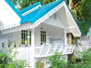 Baan Luang Harn Guesthouse