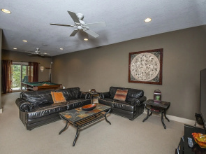 Breathe Easy 5 Bedroom Townhome