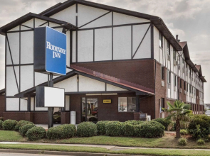 SureStay Hotel by Best Western Norfolk Little Creek