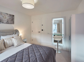 Host Stay Oxford House