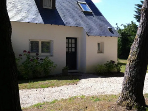 House With 2 Bedrooms in Ploemel, With Enclosed Garden and Wifi