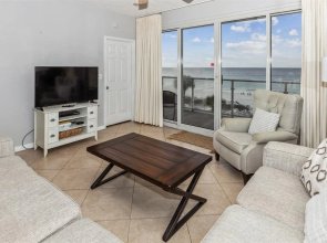 Sterling Sands 306 2 Bedroom Condo by RedAwning