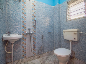 OYO 24229 Radharani Lodge