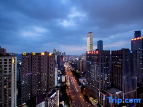 Vienna IFS Changsha Wuyi Square Store