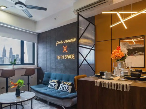 Chambers Residence, Sunway Putra Mall