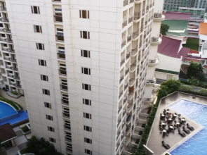 SoleMare Parksuites-April