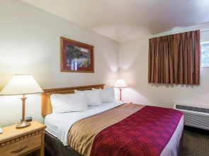 Harmony Inn & Suites