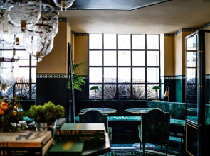 Monsieur George Hotel & Spa – Champs Elysées
