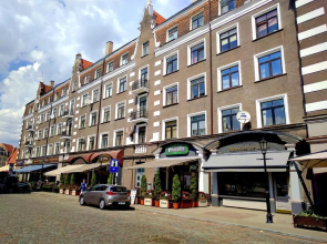 Heart of Old-Town Apartments