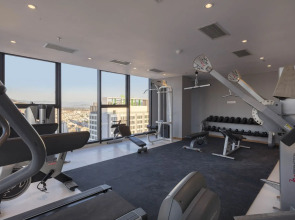 Maple Hotel & Apartment