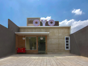 OYO 195 Stay @h Guesthouse