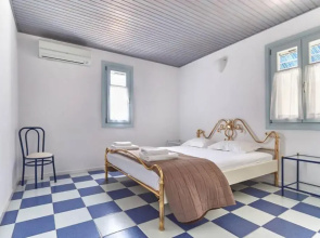 Ocean Villa in Paros