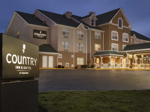 Country Inn & Suites by Radisson, Nashville, TN